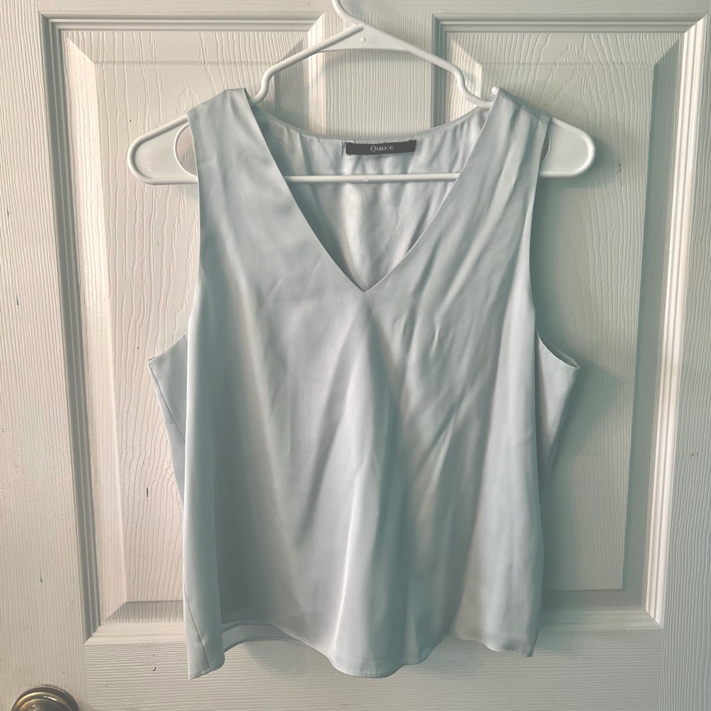 NWOT Quince Washable Stretch Silk V Neck Tank - Ballard Blue Size Medium